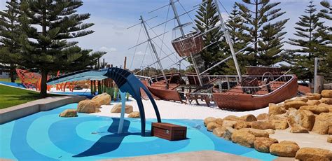 Busselton Jetty Underwater Observatory - Buggybuddys guide to Perth