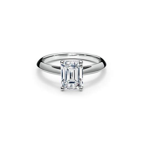 Emerald-cut diamond engagement ring in platinum. | Tiffany & Co. IE