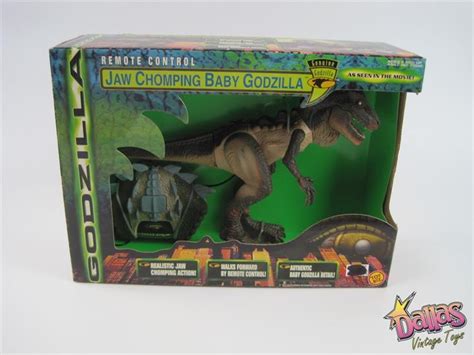 1998 ToyBiz Godzilla Remote Control Jaw Chomping Baby Godzilla (1A)