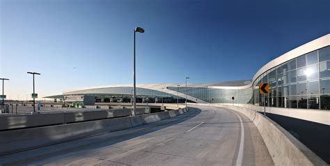 Maynard H. Jackson International Terminal at Hartsfield-Jackson Atlanta International Airport ...