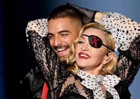 "Medellín" fue presentado por Madonna y Maluma en los premios Billboard