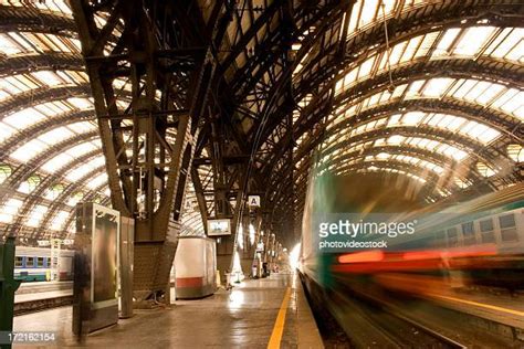 High Speed Train Italy Imagens e fotografias de stock - Getty Images