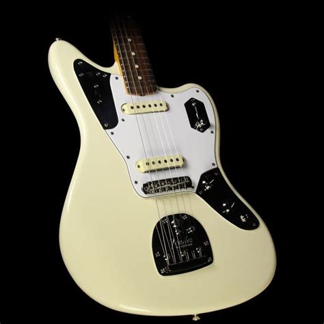 Fender Johnny Marr Signature Model Jaguar Olympic White | Johnny marr, Guitar, Fender