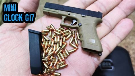 Glock G17 Miniatura - YouTube