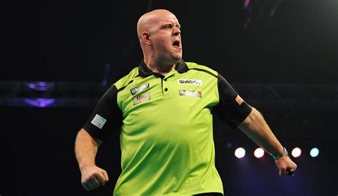 Gary Anderson dumped out of World Darts Championship on dramatic day at ...