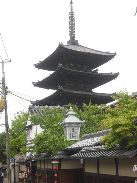 Yasaka Pagoda - Japanese Woodblock Prints