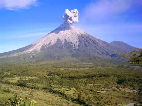 Legenda Sejarah Gunung Semeru - Puncak Abadi Para Dewa | KUMPULAN SEJARAH