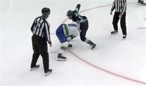 Brandon Tanev Destroys Connor Garland in the Most One-Sided Fight This ...