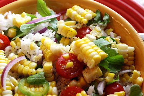 Fresh corn-rice salad - Saving Room for Dessert