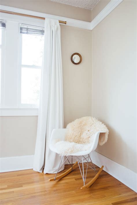 Benjamin Moore Chantilly Lace – Innovatus Design