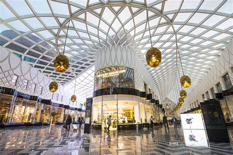 Hammerson confirms sale talks for Leeds shopping centres