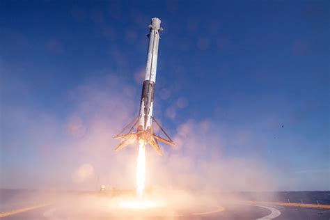 SpaceX Is Totally Gonna Land a Rocket on a Drone Boat Again. Right? Right? | WIRED