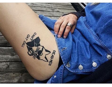 Cool cat tattoo on the left upper thigh/hip | Leg tattoos, Tattoos, Cat tattoo