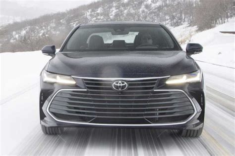 2021 Toyota Avalon Review - Autotrader