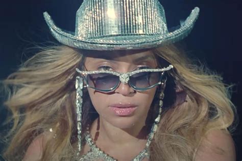 Beyoncé Teases Wild 'Renaissance' Visual Album Looks With Blink-and-You ...