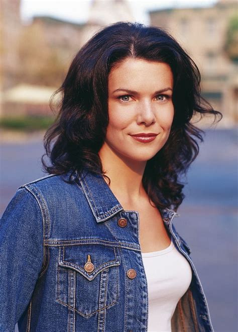 Lauren Graham ~ Gilmore Girls ~ Publicity Photos ~ Season 1 (2000) # ...