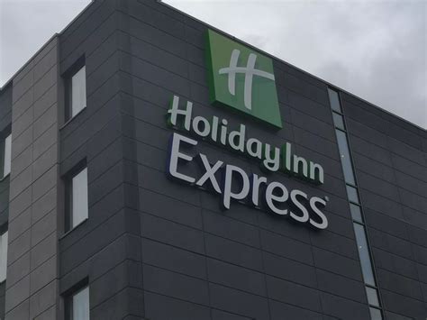 New Holiday Inn Express in Somerset: 21 photos inside new hotel based off M5 near Bridgwater ...