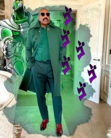 People Can't Stop Making Hilarious Memes About Steve Harvey's Green Suit (17 Pics)