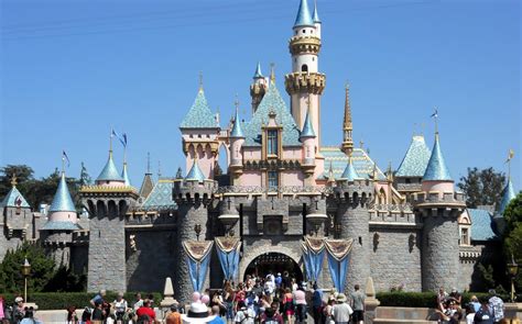 Disneyland Los Angeles | Walt Disney, Disneyland Park & California ...