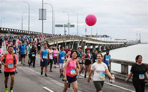 Kenyans rule men’s, women’s full marathon in Penang bridge run | FMT