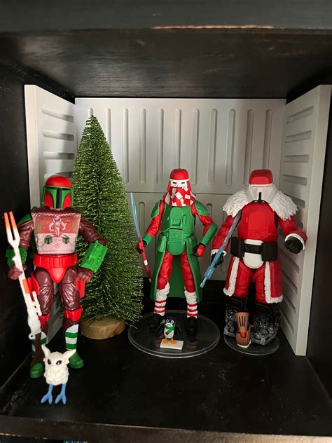 Who buys these holiday black series figures??? : r/starwarscollecting