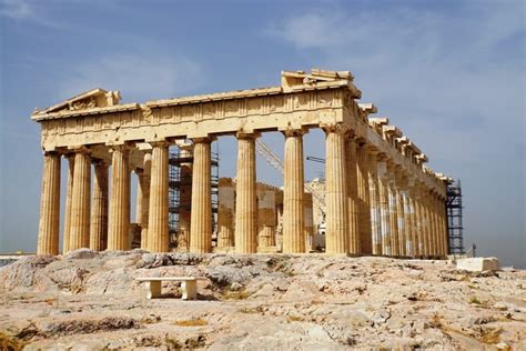 25 Famous Landmarks Of Greece To Plan Your Travels Around!