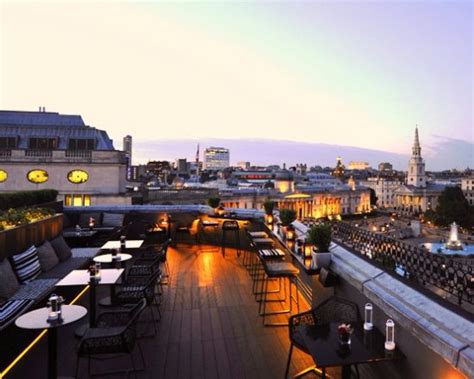 Vista Rooftop Bar Trafalgar Square - 12.300 About Roof