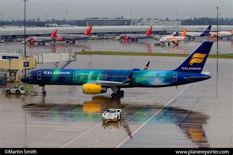 Icelandair Airlines | 757-256 WL | TF-FIU | Manchester Air… | Flickr