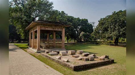 Heritage Tour | Kumhrar Park in Patna: A walk through the ruins of the ...