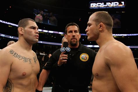 Did Cain Velasquez have inside information about Junior dos Santos' knee injury? - MMAmania.com