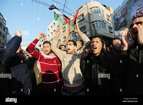 Jabalia, Gaza Strip, Palestinian Territory. 1st Feb, 2018. Palestinians participate in a ...