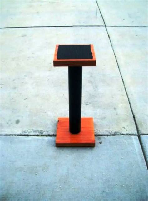 33 DIY Speaker Stands That're Easy To Build - Susie Harris