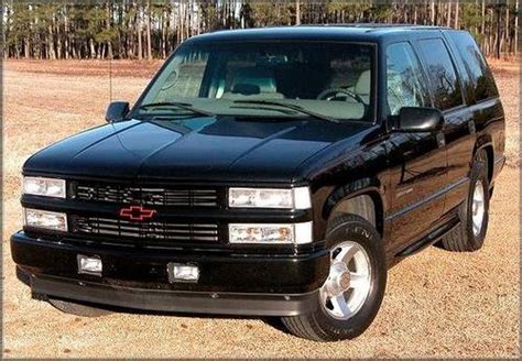 2000 Chevrolet Tahoe LT - 4dr SUV 5.3L V8 auto