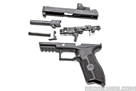 IWI Masada: The Simple Israeli 9mm Pistol Does the Job | RECOIL