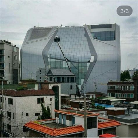 YG Entertainment's New Building Interior Amazes Everyone - Ulzza - KoreanNews