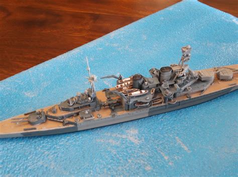 HMS Repulse Battle Cruiser Waterline Boat -- Plastic Model Military Ship Kit -- 1/700 Scale ...