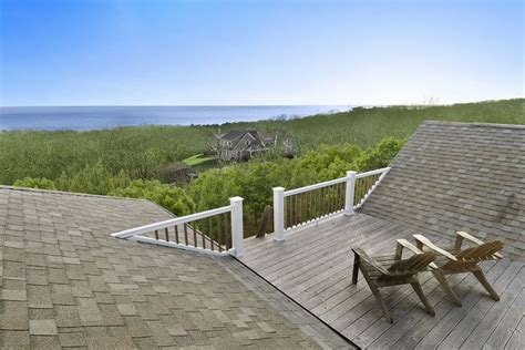 Montauk Beach House with Ocean Views Montauk, NY 11954 | Sotheby's International Realty, Inc.