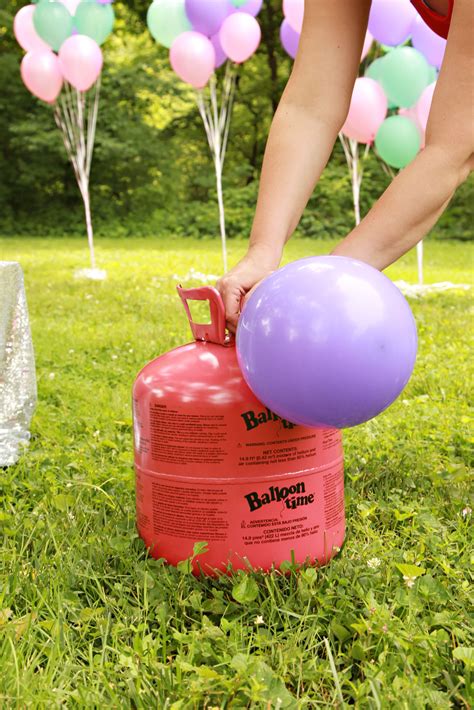 Balloon Time Jumbo Helium Tank, 14.9 Cu Ft Includes Ribbon (Balloons ...