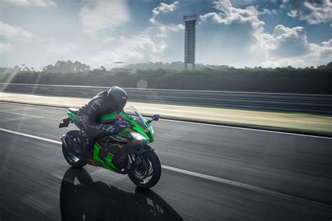 2020 Kawasaki Ninja ZX-10R [Specs & Info] | wBW