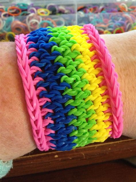 Pin by Sueboo's Designs on Rainbow loom fun | Rainbow loom creations ...