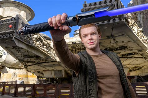 Star Wars Jedi Fallen Order’s lightsaber arrives at Disney parks, is immediately being scalped | VGC