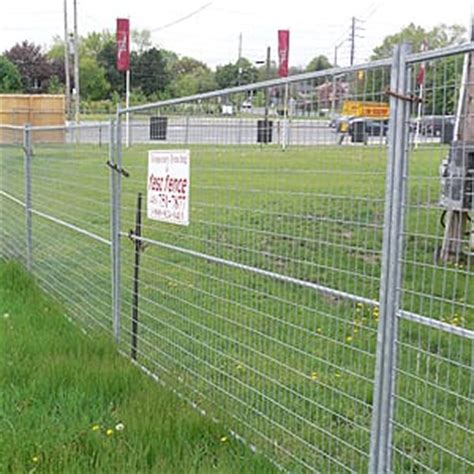 Comparing Chain Link and Welded Wire | Fast Fence Inc.