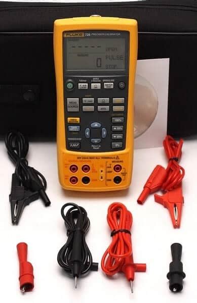 FLUKE 726 Precision Multifunction Process Calibrator