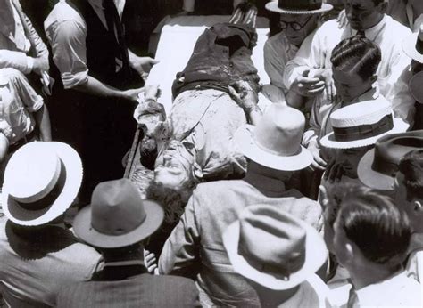 Bonnie And Clyde Death Scene Photos: A Glimpse Into Infamy