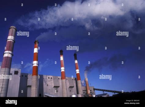 Boundary dam power plant hi-res stock photography and images - Alamy