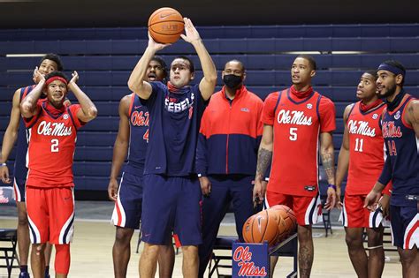 Ole Miss basketball showed off transformed roster at Pavilion Madness. And Marshall Henderson ...