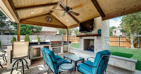 Best Covered Patio Outdoor Kitchen Ideas 2023 - AtOnce