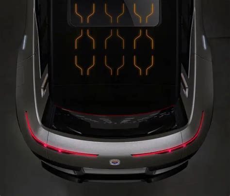 Fisker Ocean Electric SUV with Solar Panels Roof - Tuvie