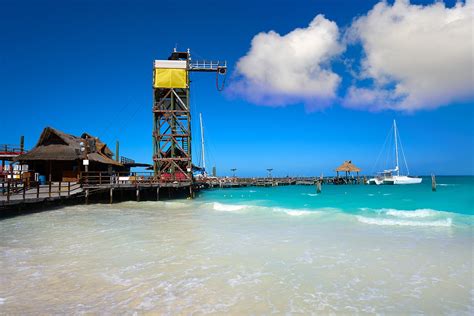 Playa Tortugas in Cancun - Enjoy Beachside Restaurant Service on One of ...