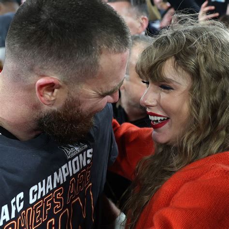 Taylor Swift Kisses Travis Kelce After Chiefs Win AFC Championship